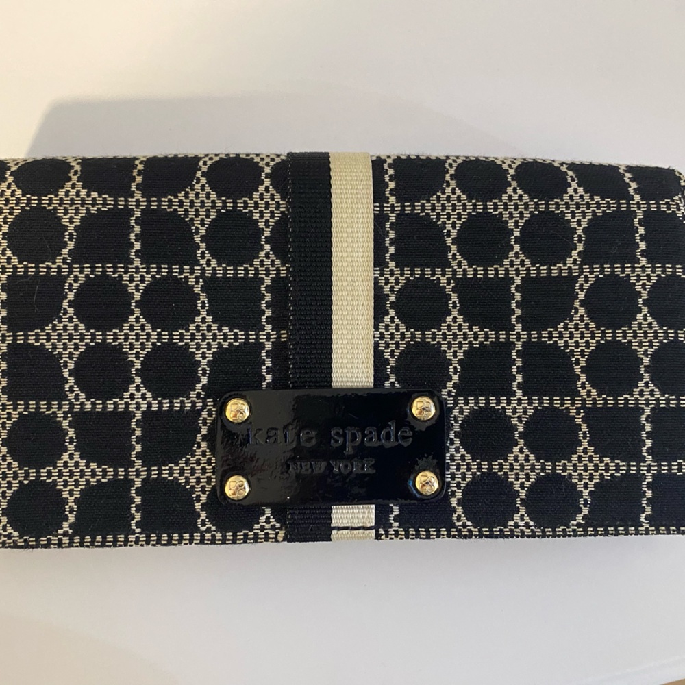 Kate Spade Black and Cream Wallet